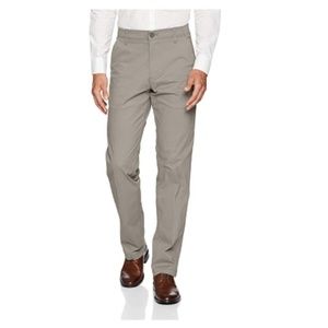 Lee Men's Extreme Comfort Khaki Pant 30W x 32L